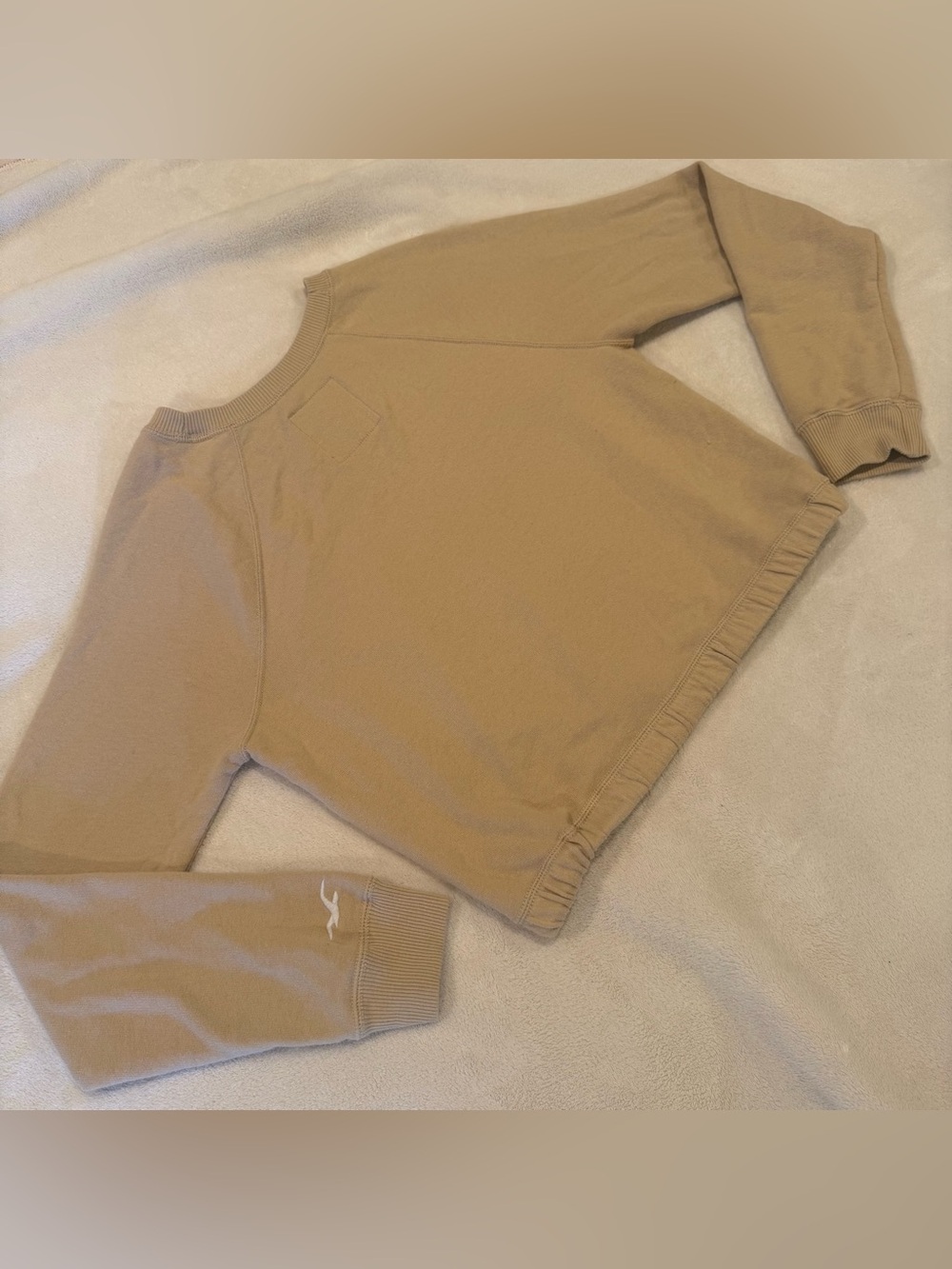 Neutral fall basic. Cropped Drawstring Sweatshirt in Camel - Picture 4 of 5